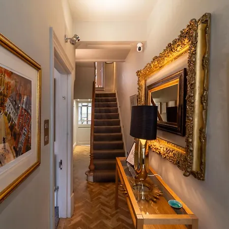 Victorian Townhouse 5 Bedrooms Cheltenham Exterior photo