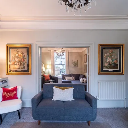 Victorian Townhouse 5 Bedrooms Cheltenham Exterior photo