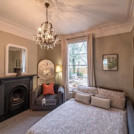 Victorian Townhouse 5 Bedrooms Cheltenham Exterior photo