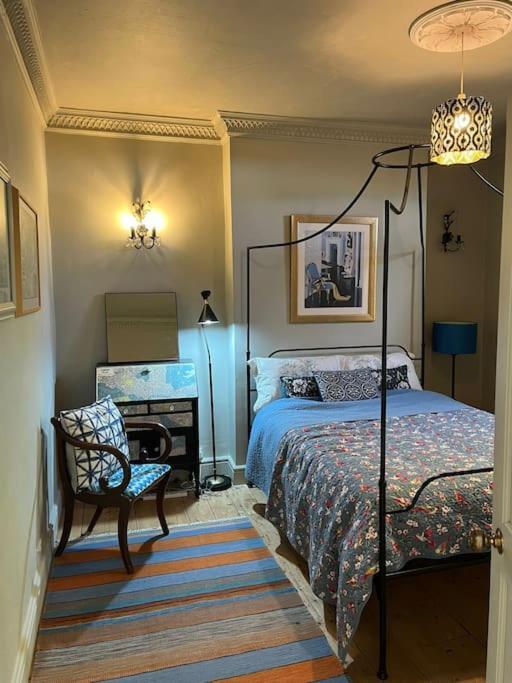 Victorian Townhouse 5 Bedrooms Holiday home *