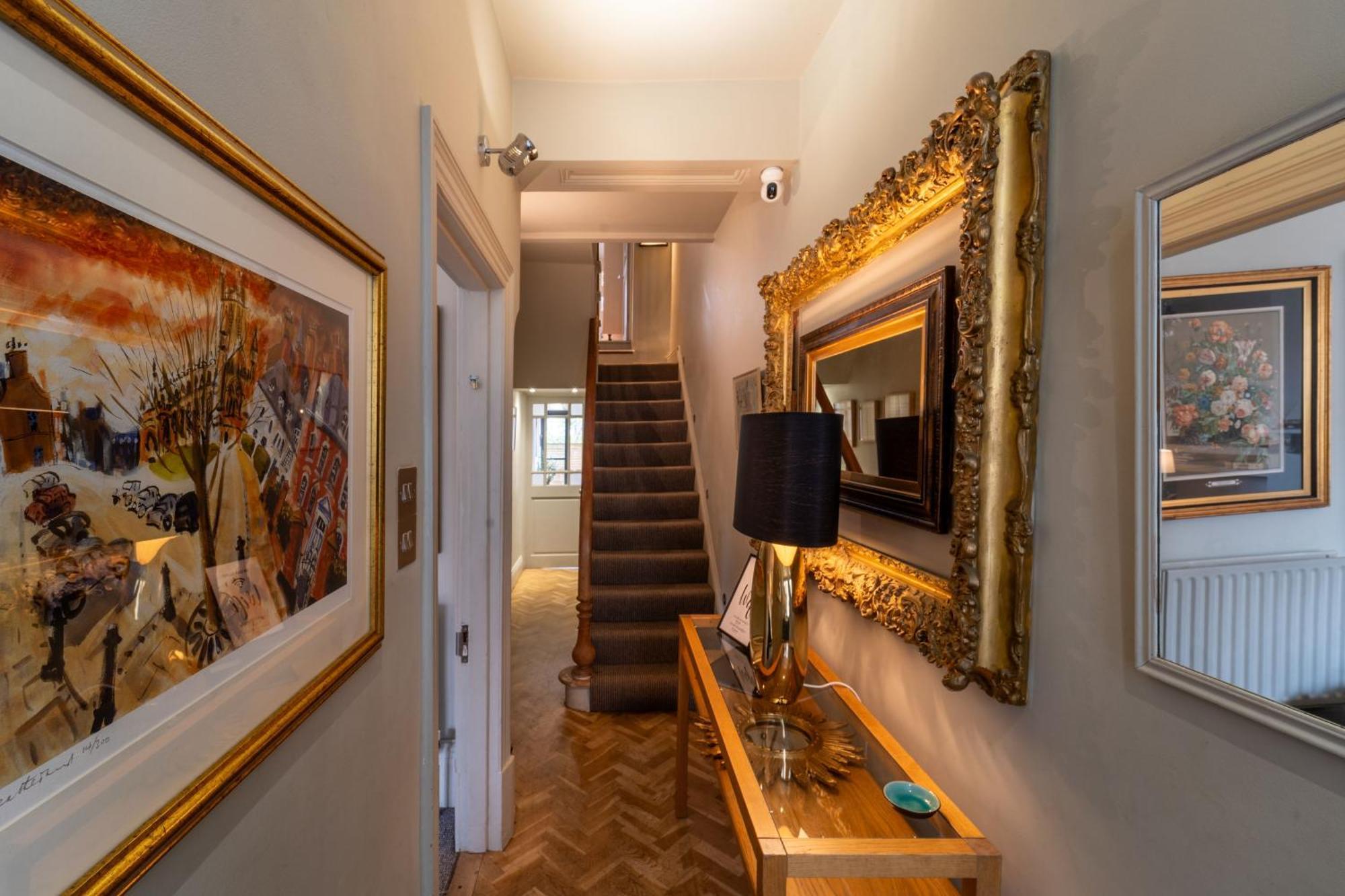 Victorian Townhouse 5 Bedrooms Holiday home *