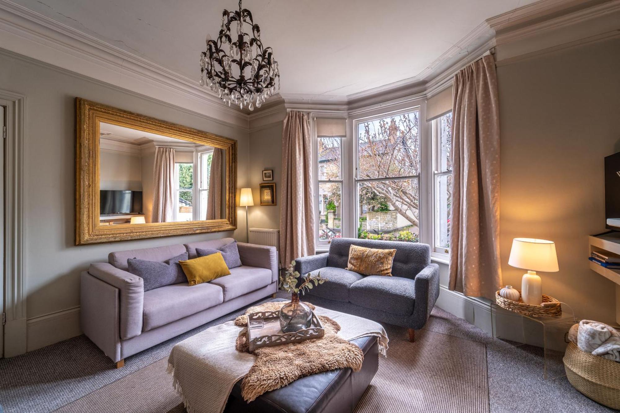 Victorian Townhouse 5 Bedrooms Holiday home *