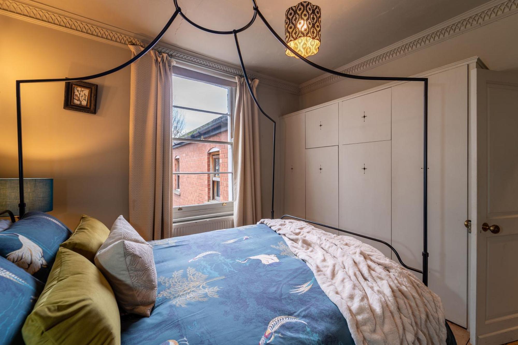 Victorian Townhouse 5 Bedrooms
