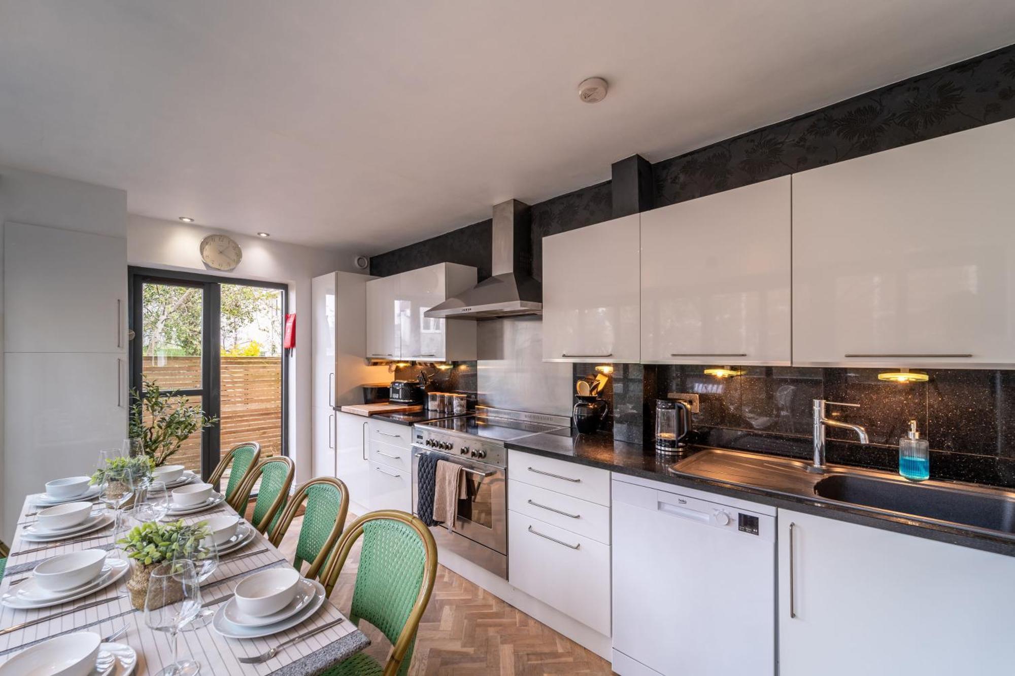 Victorian Townhouse 5 Bedrooms Holiday home *