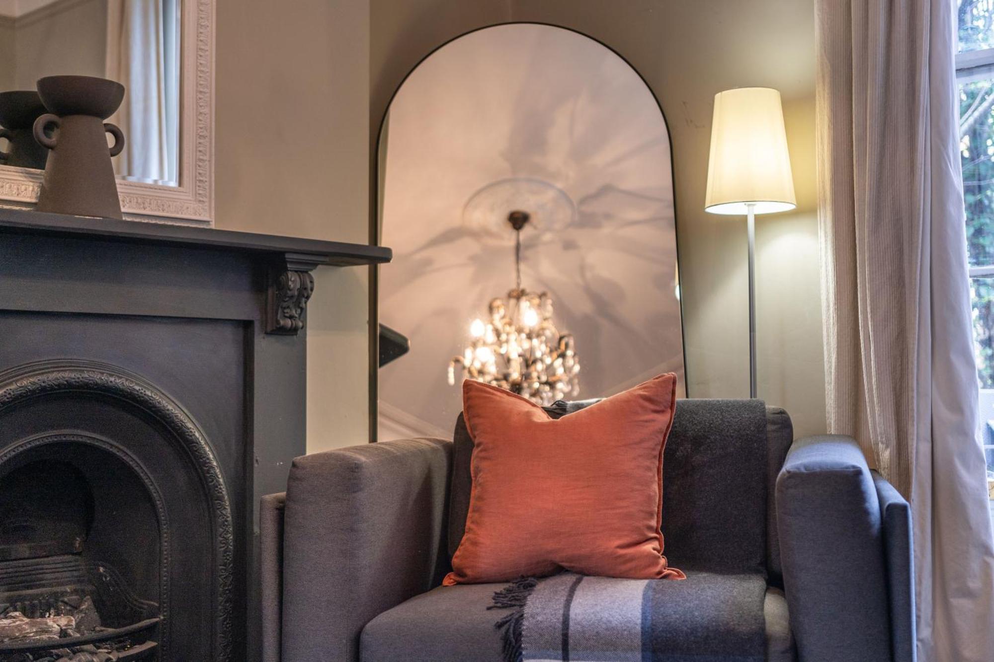 Holiday home Victorian Townhouse 5 Bedrooms Cheltenham